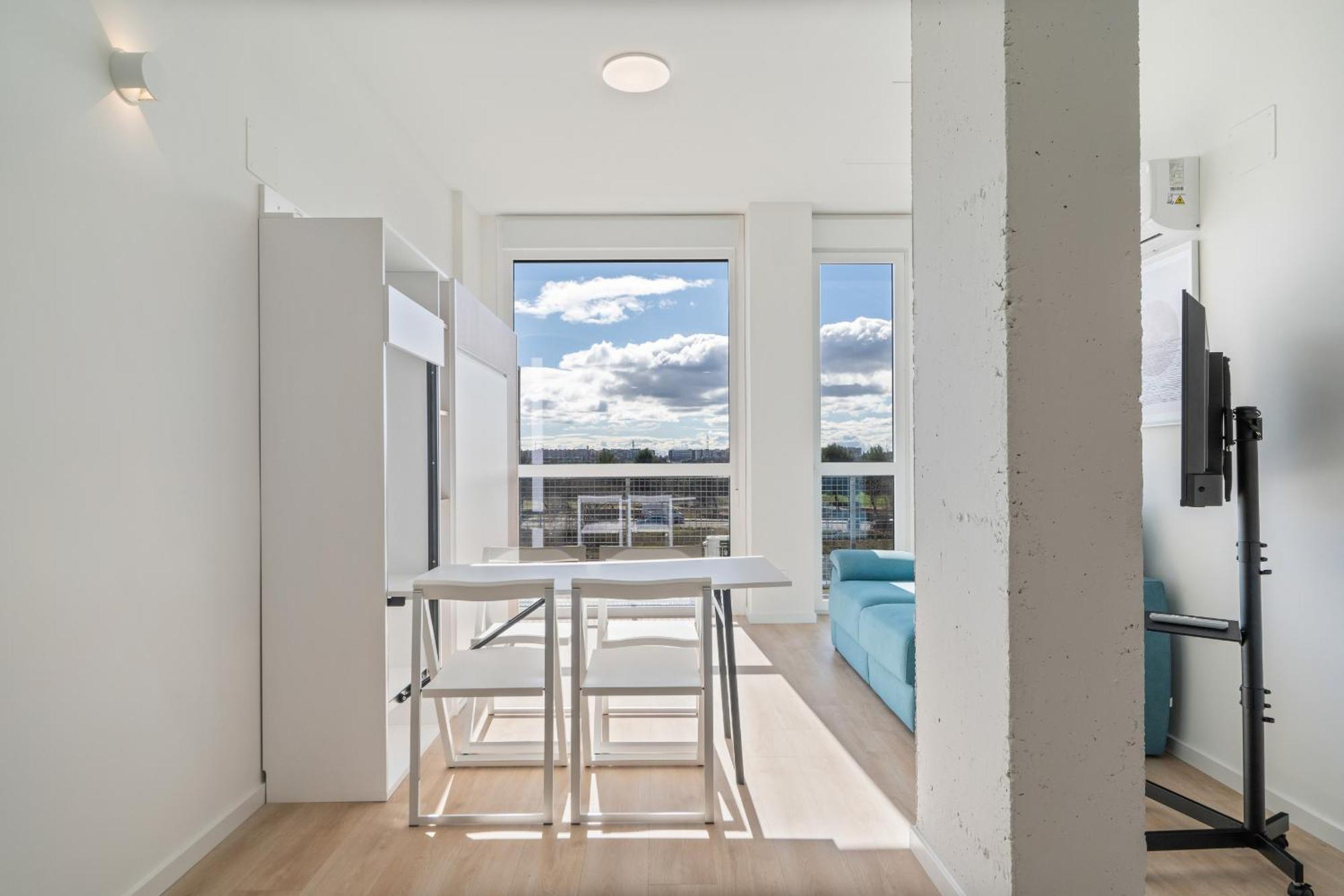 Loft Reformado Industrial Con Garaje Alquiler Temporal Lägenhet Madrid Exteriör bild